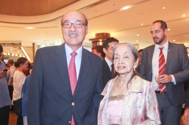 Japan Amb H.E. Toshinao Urabe with Chevalier Virginia Moreno at the Shang East Wing where the opening of Eiga Sai fest was held. The Eiga Sai Japanese Film Festival will screen films for free from July 4 to 13, 2014 at the Shang Cineplex, Shang Rila Plaza Mall. Photo by Jude Bautista