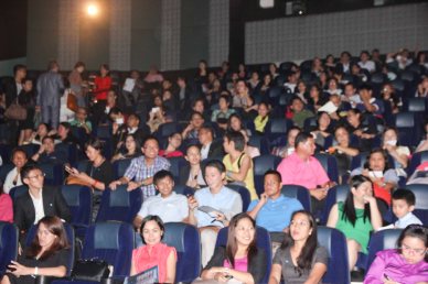 It was a full house for the opening film HOMELAND. The Eiga Sai Japanese Film Festival will screen films for free from July 4 to 13, 2014 at the Shang Cineplex, Shang Rila Plaza Mall. Photo by Jude Bautista