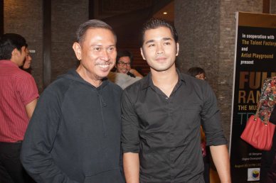 from left: Theater Patron & fashion auteur Frederick Peralta with Jun jun Quintana. Jesse Lucas FULL RANGE is part of the TRIPLE THREATS series The composers at CCP Tanghalang Aurelio Tolentino last August 20, 2015. Photo by Jude Bautista