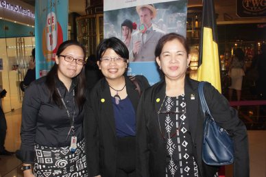 from left: Shang Mktg officer MJ Mendoza, FDCP Proj Dev Officer Ina Avellana Cosio and FDCP Head of Cinema Evaluation & Coordination Wilma Isleta. Watch PUPPYLOVE and many European films for free in Cine Europa 18 at Shang Cineplex, Shangri La Plaza Mall from September 10-20, 2015. Photo by Jude Bautista