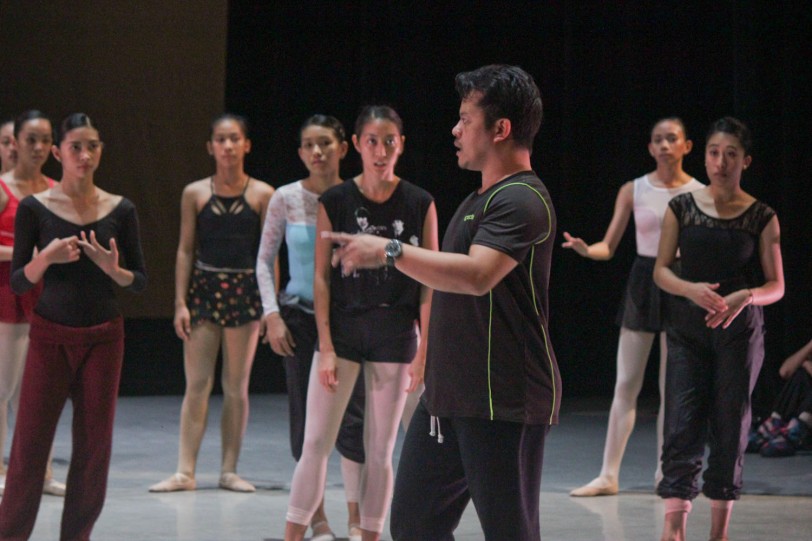 PBT Artistic Dir Ron Jaynario directs and choreographs during the PBT@30 (An Invitational Open Rehearsal) at the CCP Main Theater last June 22, 2016. Photo by Jude Bautista