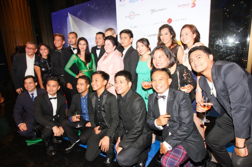 MA’ROSA cast standing from left: Larry Castillo, John Paul Duray, Maria Isabel Lopez, Mark Anthony Fernandez, (partially hidden) French Cultural Affairs Counselor Yves Zoberman, Jaclyn Jose, Jomari Angeles, Natileigh Sitoy, Cataleya Surio, Cindy Briones bottom row from left: Raymond Rinoza, Aaron Rivera, Carlo Valenzona, Luis Ruiz, Mac Mendoza, French Audio Visual Attaché Martin Macalintal and friend. Catch the 21st French Film Festival from June 8 to 14, 2016 at the Greenbelt 3 Cinemas and the Bonifacio High Street Cinemas. The fest includes Pinoy films IMBISIBOL & MANANG BIRING on June 12 at Greenbelt. Photo by Jude Bautista 
